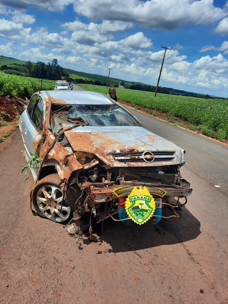 Condutor Fica Ferido Em Capotamento Entre Sertanópolis e Primeiro de Maio