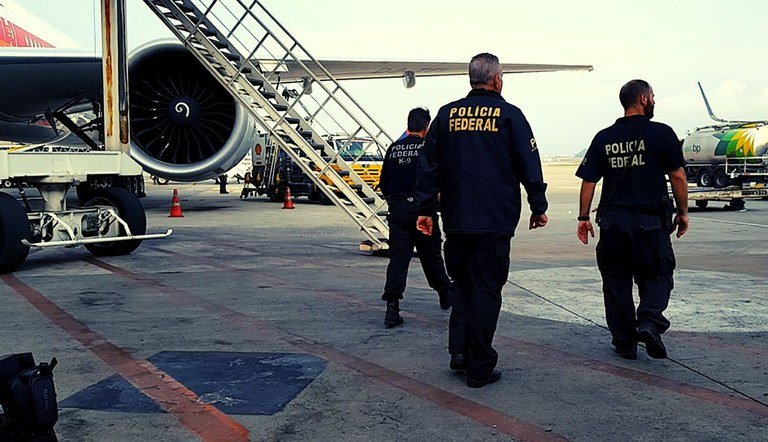 PF atua contra organização criminosa envolvida no tráfico internacional de drogas no Paraná