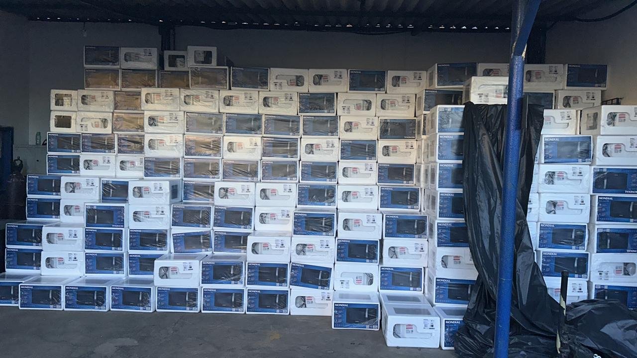 Polícia Civil recupera carga avaliada em mais de meio milhão e prende 14 envolvidos
