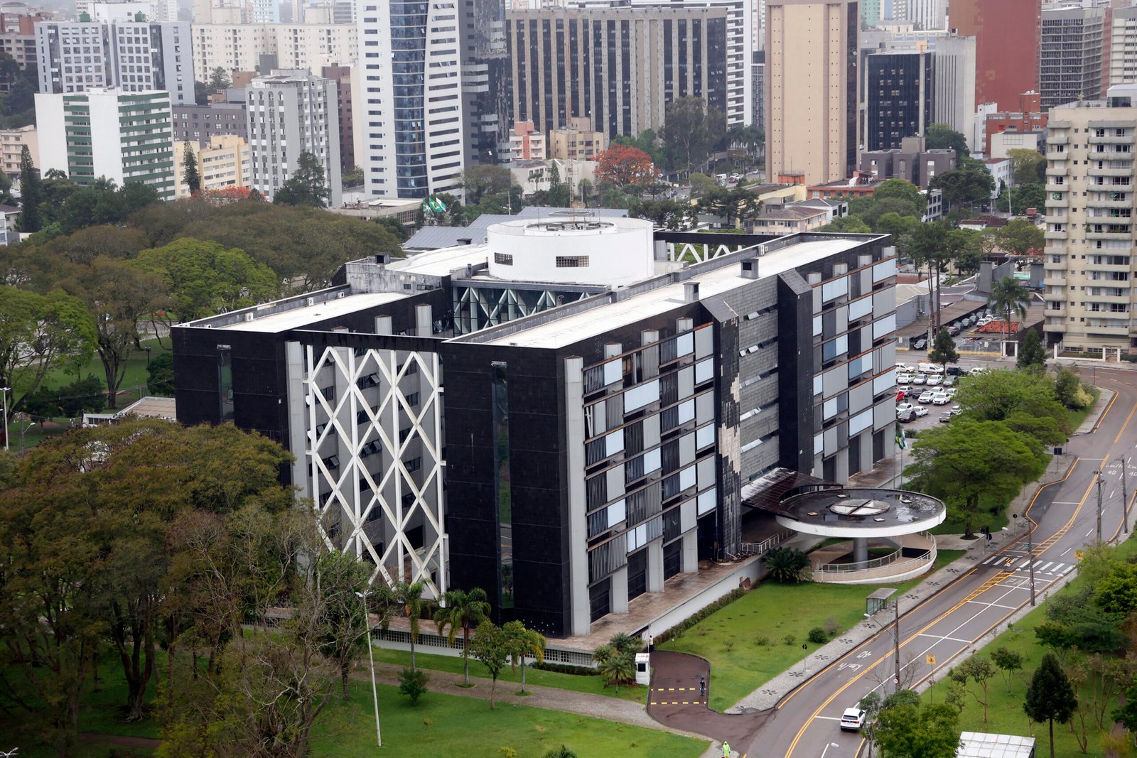 Palácio das Araucárias - secretárias de governo
Foto: Albari Rosa/Arquivo AEN